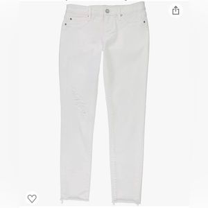 Articles of Society Women’s Distressed Jean size 28